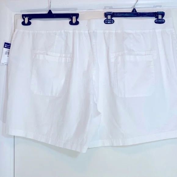 NWT Chaps Golf Cargo Shorts 52-54 waist - Picture 2 of 14